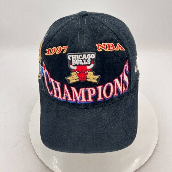 Chicago Bulls Champion Logo Athletic NBA One Size Fits All Black Snapback Hat - Picture 2 of 11